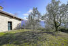 Charmantes Steinhaus mit herrlichem Seeblick in Gargnano zu verkaufen