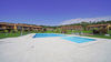 Spazioso bilocale al piano terra in residence con piscina e parco a Puegnago del Garda