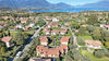 Villetta di testa in residence con piscina a Manerba del Garda