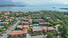 Bilocale con giardino a 200 metri dal lago in residence con piscina a Manerba del Garda