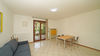 Bilocale con giardino a 200 metri dal lago in residence con piscina a Manerba del Garda
