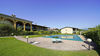Bilocale con giardino a 200 metri dal lago in residence con piscina a Manerba del Garda