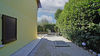 Bilocale al piano terra con giardino privato e piscina a Polpenazze del Garda