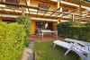 Helle Zweizimmerwohnung mit privatem Garten in einer Wohnanlage mit Schwimmbad in Puegnago del Garda