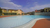 Geräumige Dreizimmerwohnung in renommierter Anlage mit Schwimmbad, nur wenige Schritte von Porto Torchio in Manerba del Garda entfernt