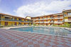 Geräumige Dreizimmerwohnung in einer Wohnanlage mit Schwimmbad im Zentrum von Moniga del Garda