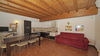 Helle Zweizimmerwohnung mit privater Veranda in renommierter Anlage in Manerba del Garda