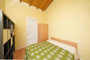 Helle Zweizimmerwohnung im Erdgeschoss in renommierter Wohnanlage mit Schwimmbad in unmittelbarer Nähe der Dienstleistungen in Manerba del Garda