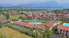 Trilocale al piano terra in residence con piscina a Manerba del Garda