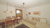 Helle Dreizimmerwohnung in einer Wohnanlage mit Schwimmbad und Seeblick in Puegnago del Garda