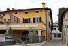 Einfamilienhaus auf drei Ebenen im historischen Zentrum von Padenghe sul Garda
