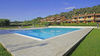 Helle Zweizimmerwohnung im Erdgeschoss in einer Wohnanlage mit Schwimmbad und Park in Soiano del Lago