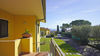Helle Zweizimmerwohnung mit großem Balkon in Wohnanlage mit Schwimmbad und Tennisplatz in Soiano del Lago