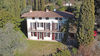 Freistehende Villa mit privatem 4800qm. Park und exklusivem Seeblick in Gardone Riviera zum Verkauf