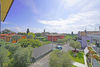 Helle Zweizimmerwohnung mit Balkon und Parkplatz zu verkaufen in San Felice del Benaco