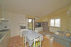 Helle Zweizimmerwohnung mit Balkon und Parkplatz zu verkaufen in San Felice del Benaco