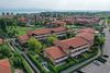 Sirmione, Lugana. Dreizimmerwohnung im ersten Stock mit Garage zum Verkauf