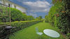 Sirmione, Halbinsel. Zweizimmerwohnung am See mit privatem Garten