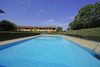 Sirmione, Zweizimmerwohnung mit privatem Garten und Pool zum Verkauf