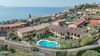 Zweizimmerwohnung mit Terrasse in einer Residenz mit Pool in Cecina di Toscolano Maderno
