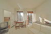 Moderne und schöne Zweizimmerwohnung zu verkaufen mit Balkon und Stellplatz in Gardone Riviera 