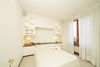 Moderne und schöne Zweizimmerwohnung zu verkaufen mit Balkon und Stellplatz in Gardone Riviera 