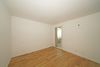 Neu gebaute Drei-Zimmer-Wohnung in eleganter Wohnanlage mit Pool
