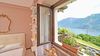 GROSSE WOHNUNG MIT SEEBLICK IN DREIFAMILIENHAUS ZU VERKAUFEN IN TREMOSINE SUL GARDA