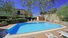 Dreizimmerwohnung mit privatem Innenhof, Pool und Sauna nur wenige Schritte vom See in Bogliaco di Gargnano entfernt