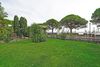 Villa am Seeufer mit privater Anlegestelle an der Seepromenade von Maderno